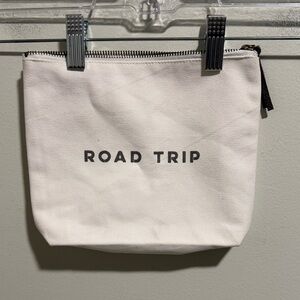 Santa Barbara Design Studio zip pouch